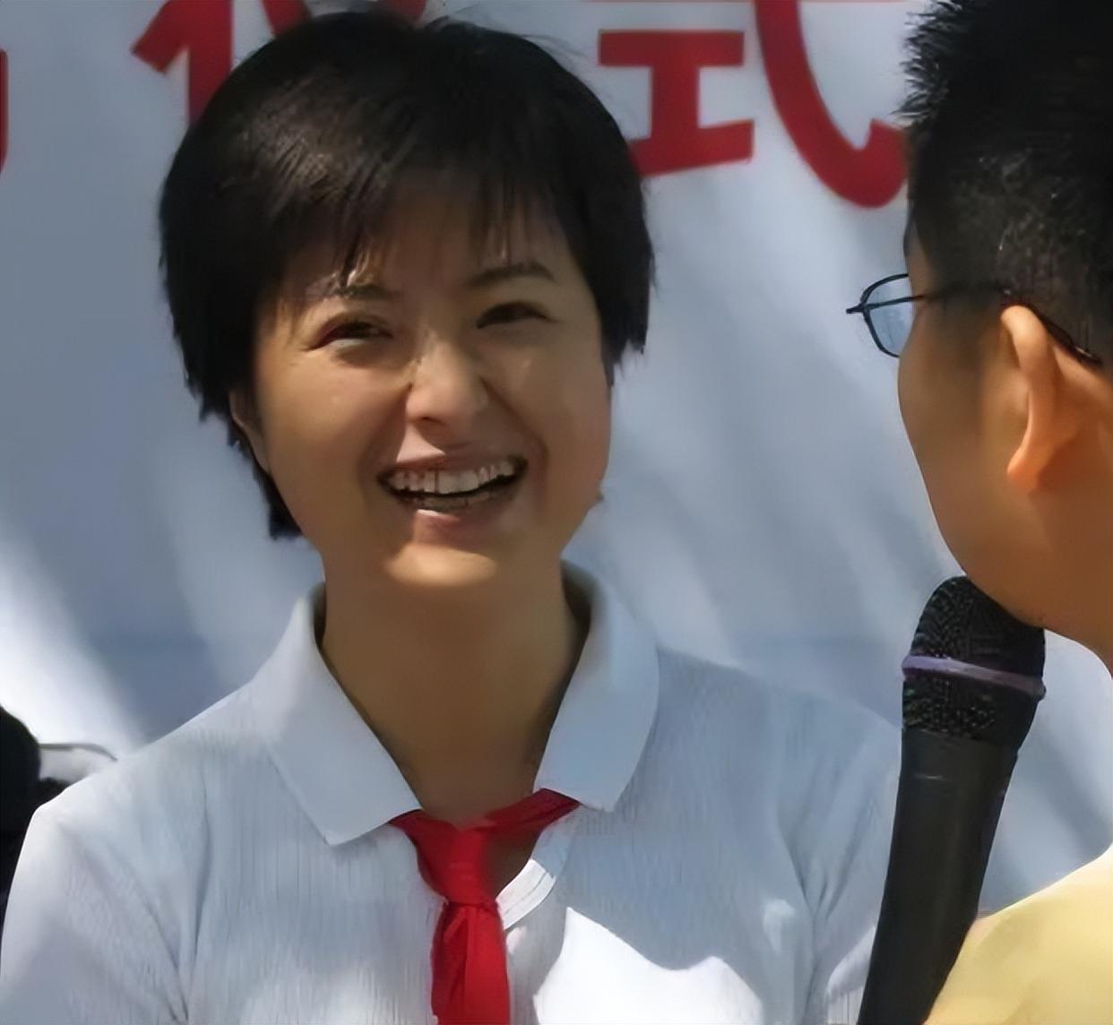 张泉灵北大演讲听后感_张泉灵主持生涯及个人经历_张泉灵央视辞职转型创投圈