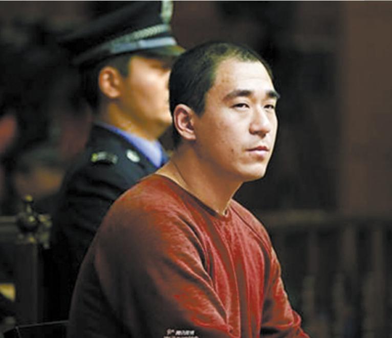 张国立三个干女儿现状_张国立儿子张默人生经历_张国立姜文甄子丹前妻曝光