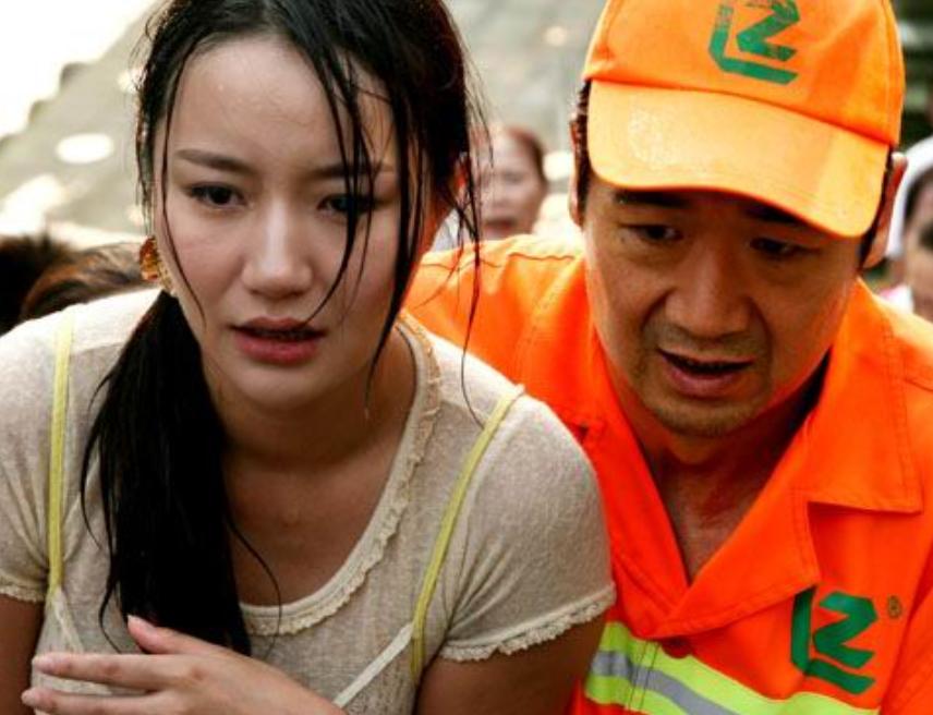 张国立儿子张默人生经历_张国立姜文甄子丹前妻曝光_张国立三个干女儿现状
